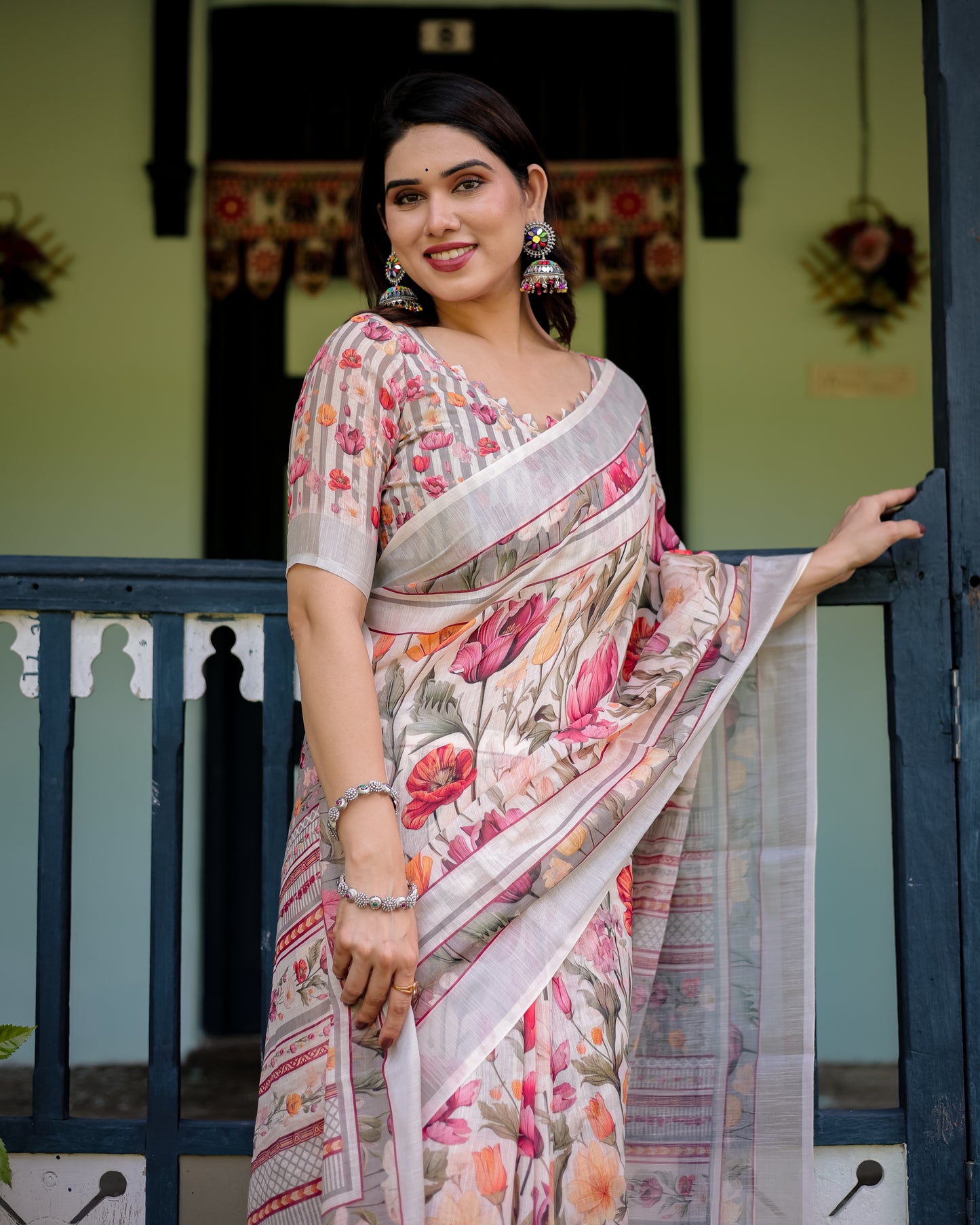 Floral Splendor Pure Linen Saree with Tassels.