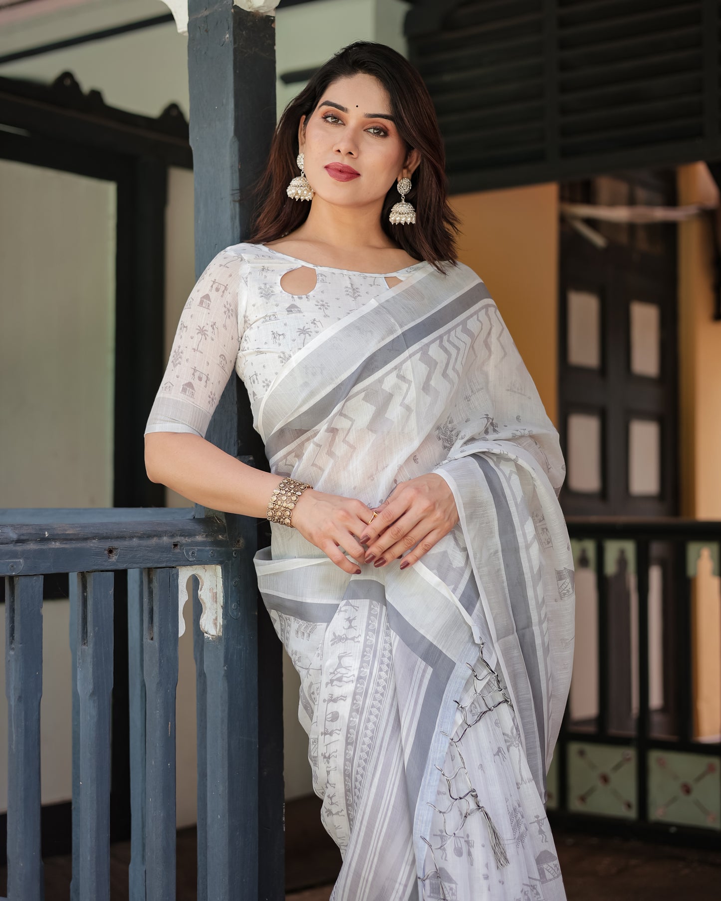 Minimal Chic Pure Linen Saree with Tassels.