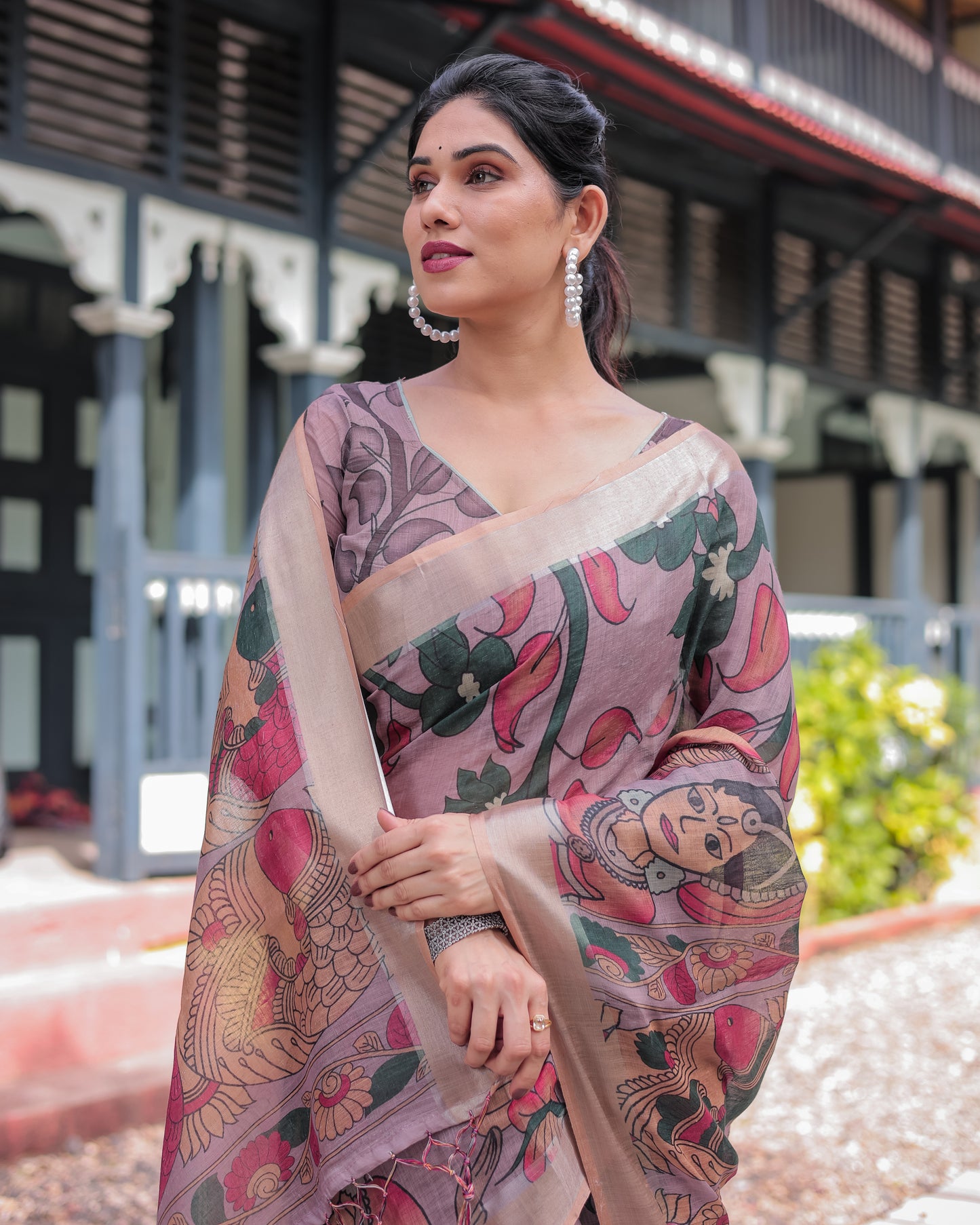 Graceful Mauve Digital Print Linen Saree.