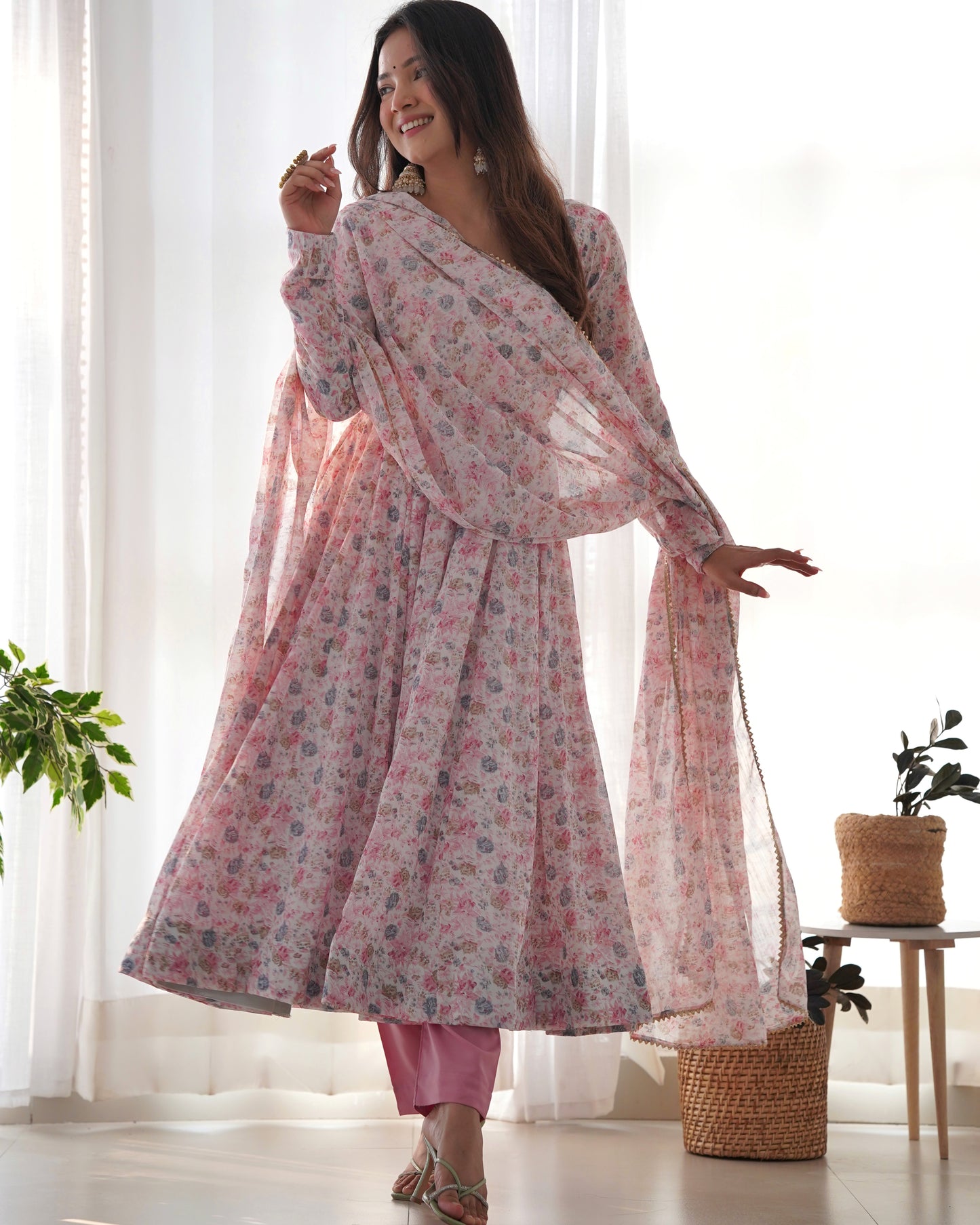 Casual Wear Special Pink Chiffon Outfit.
