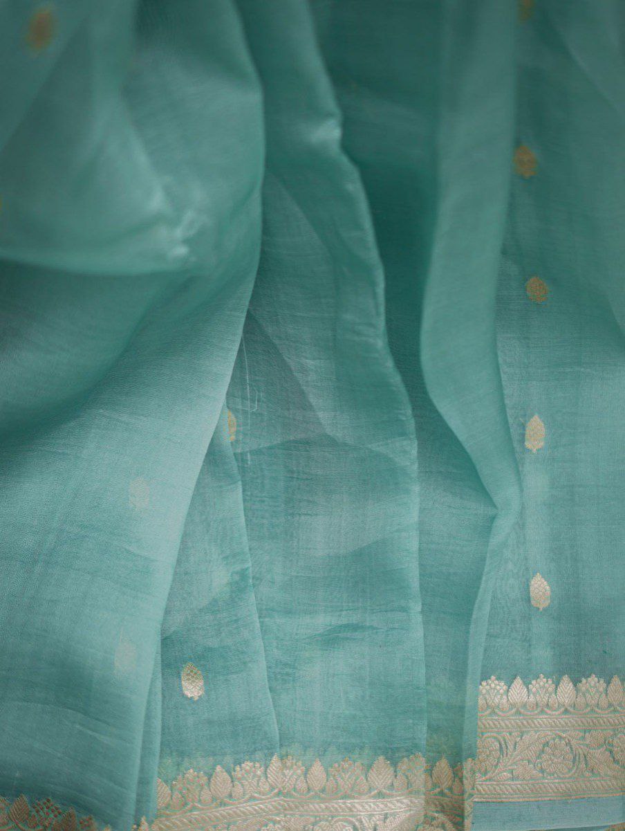 Attractive Look Premium Soft Linen Slab Saree Collection.