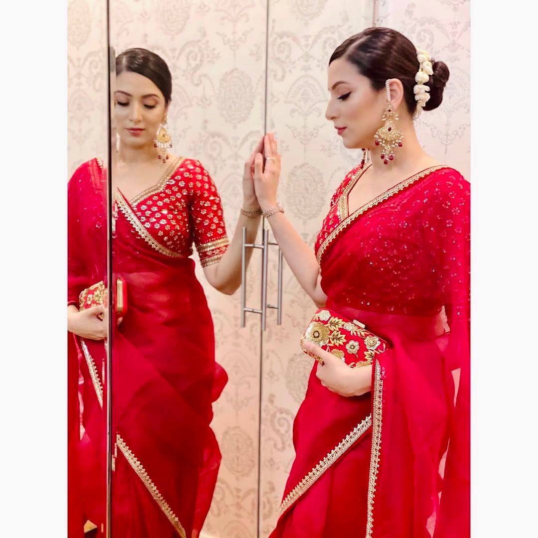 Perfect Pretty Red Premium Organza Silk Saree.
