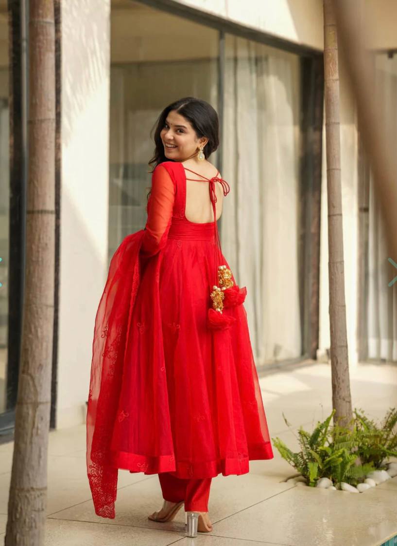 Latest Trendy New Red Anarkali Outfit.