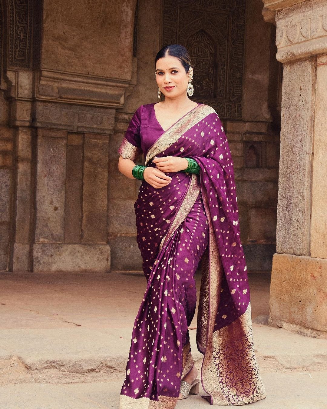 New Design Elegant Look Banarasi Soft Silk Saree.