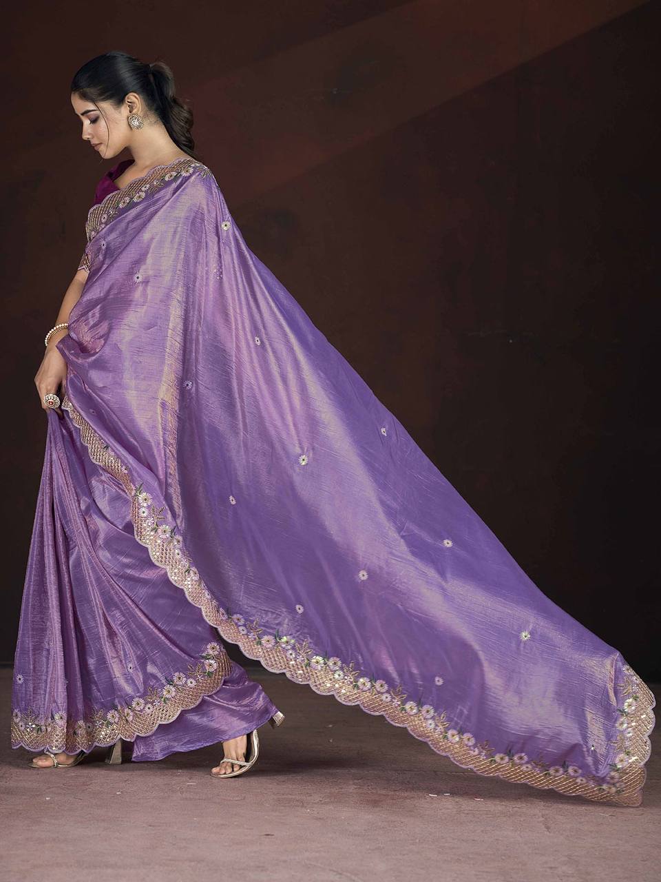 Best Designer Wedding Wear Special Gold Crunchy Saree Collection.