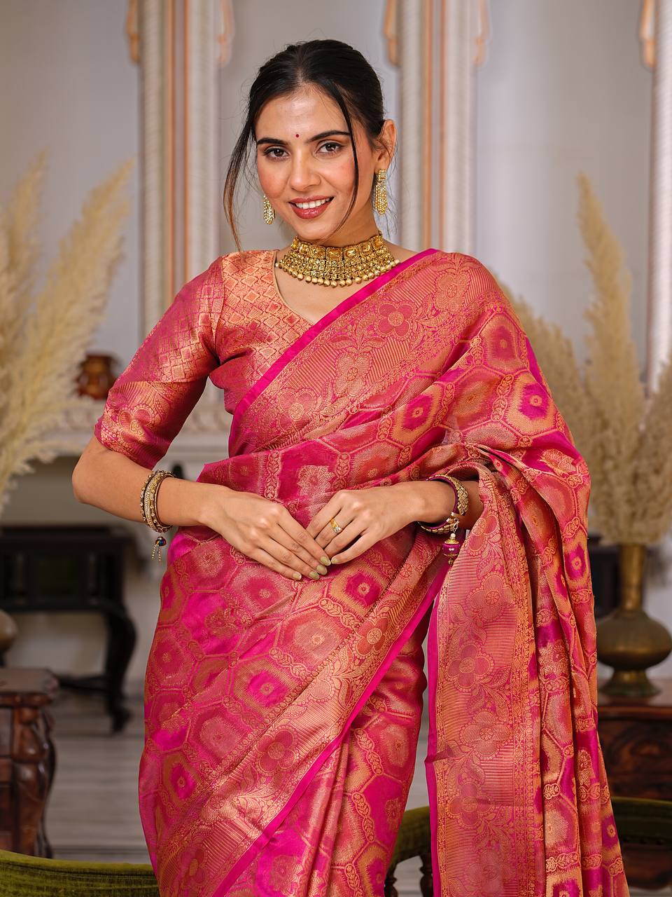 Pink Colour Royal Look Beautiful Saree Collection.