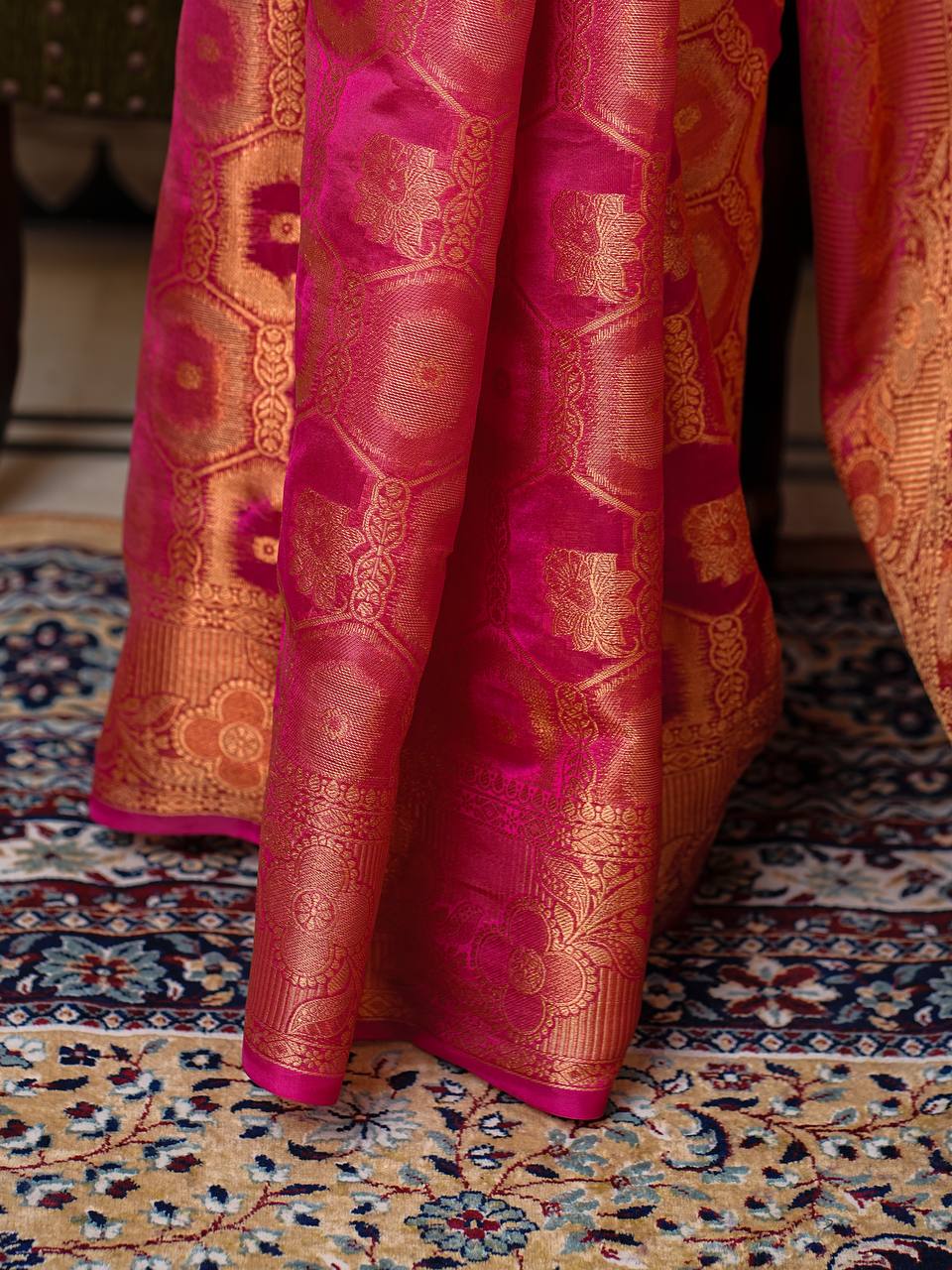 Pink Colour Royal Look Beautiful Saree Collection.