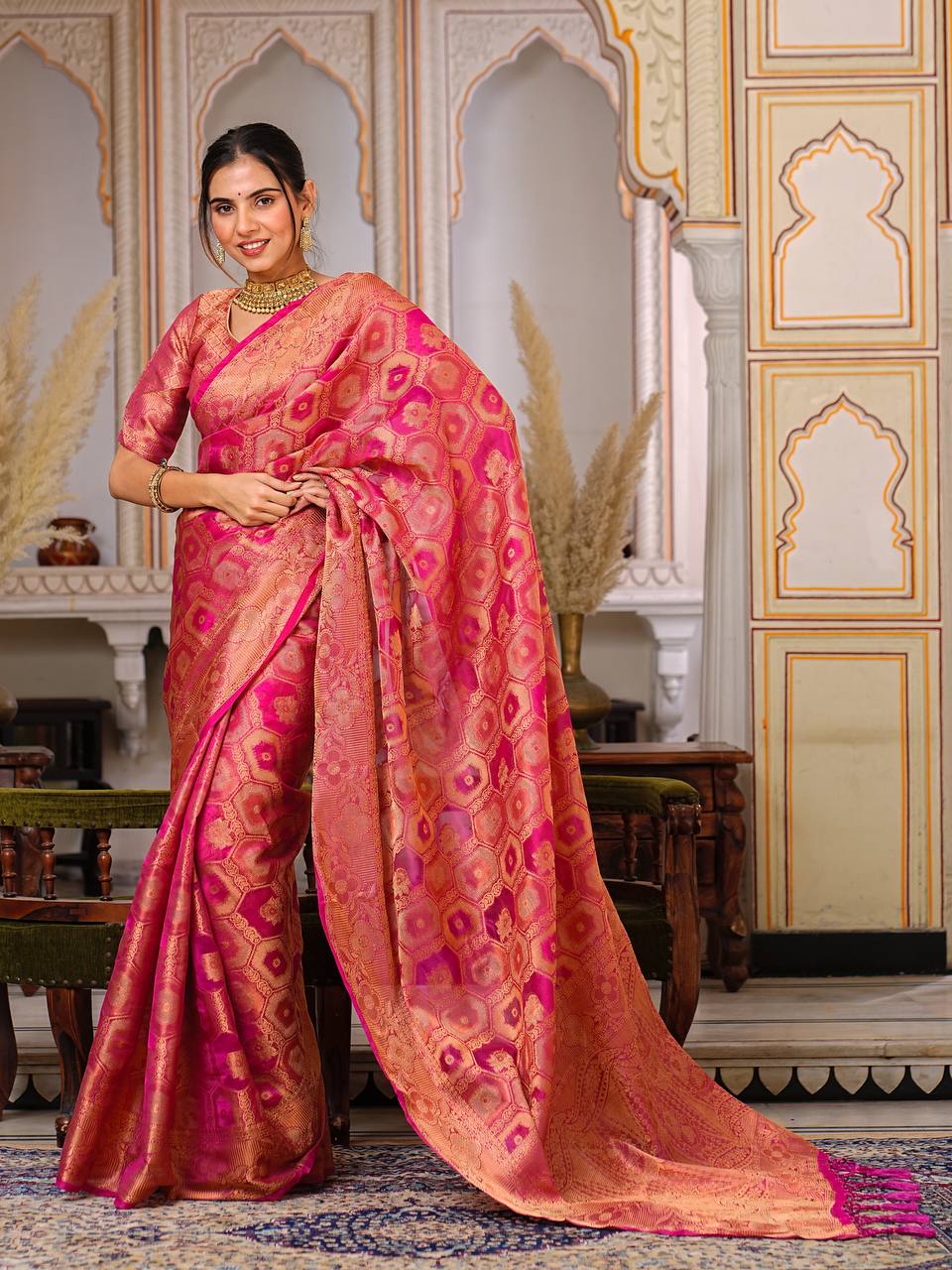 Pink Colour Royal Look Beautiful Saree Collection.