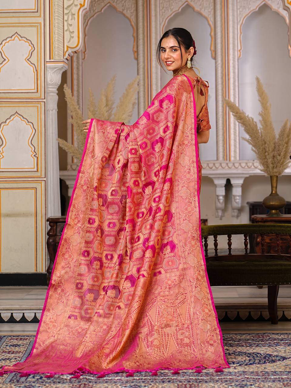 Pink Colour Royal Look Beautiful Saree Collection.