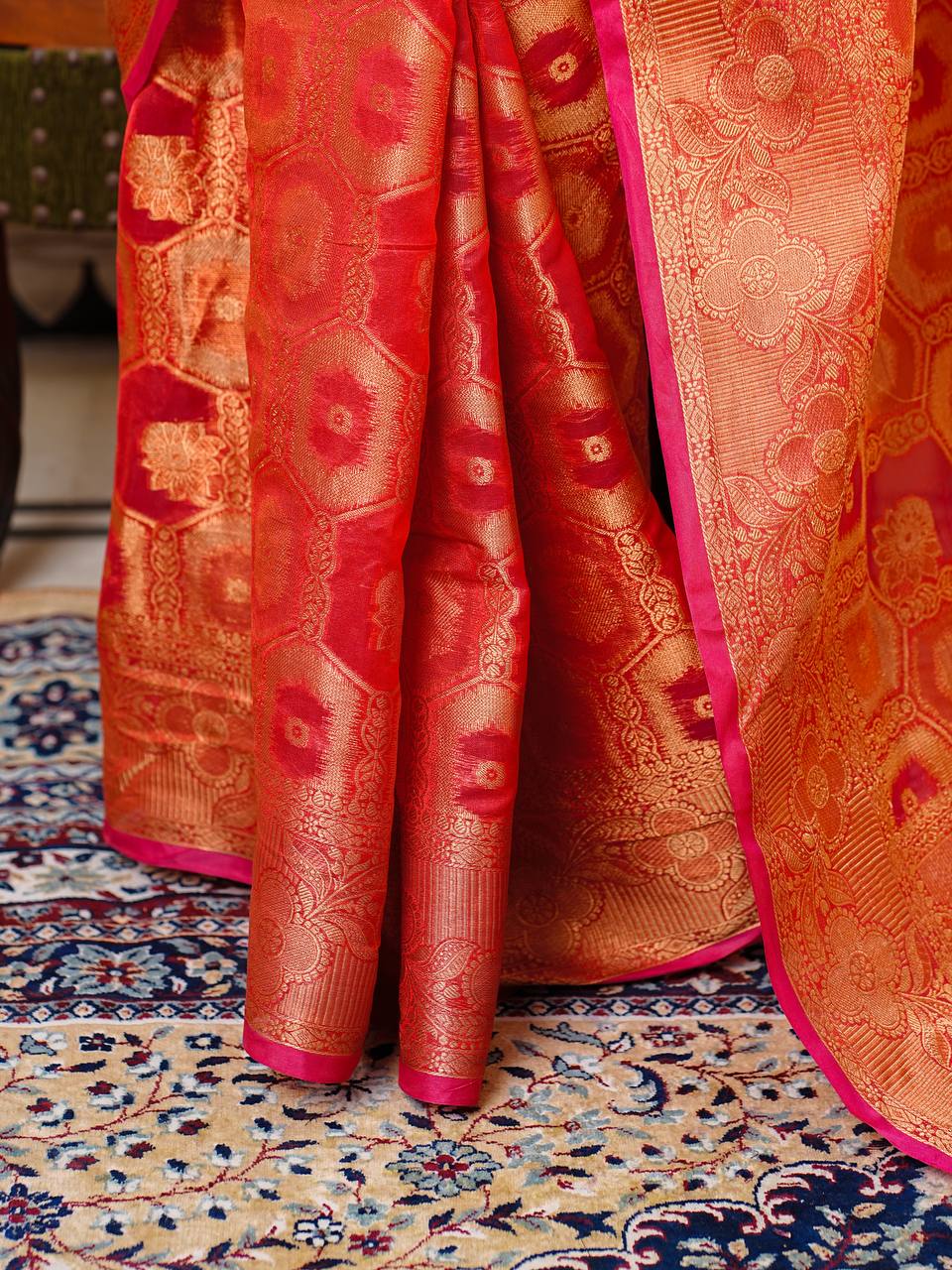 Royal Look Pretty Pure Organza Saree Collection.