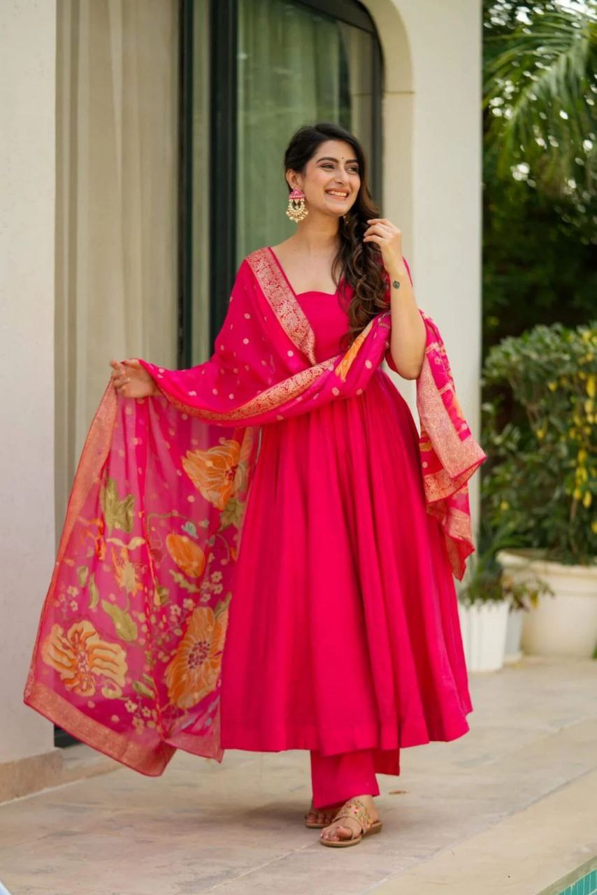 Beautiful Pink Designer Premium Trendy Outfit.