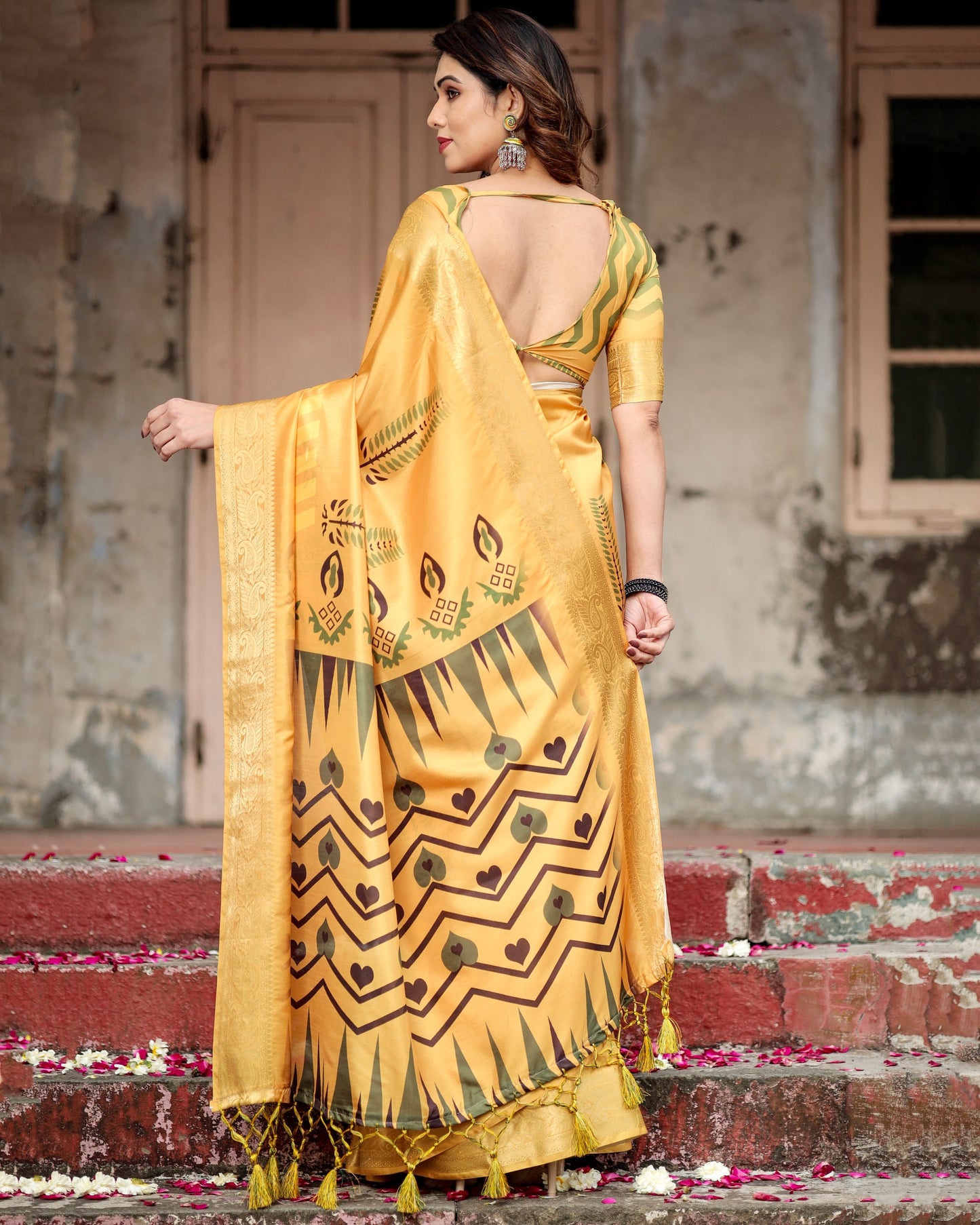 Pure Silk Yellow Color Digital Printed Haldi Occasions Wear Special Saree.
