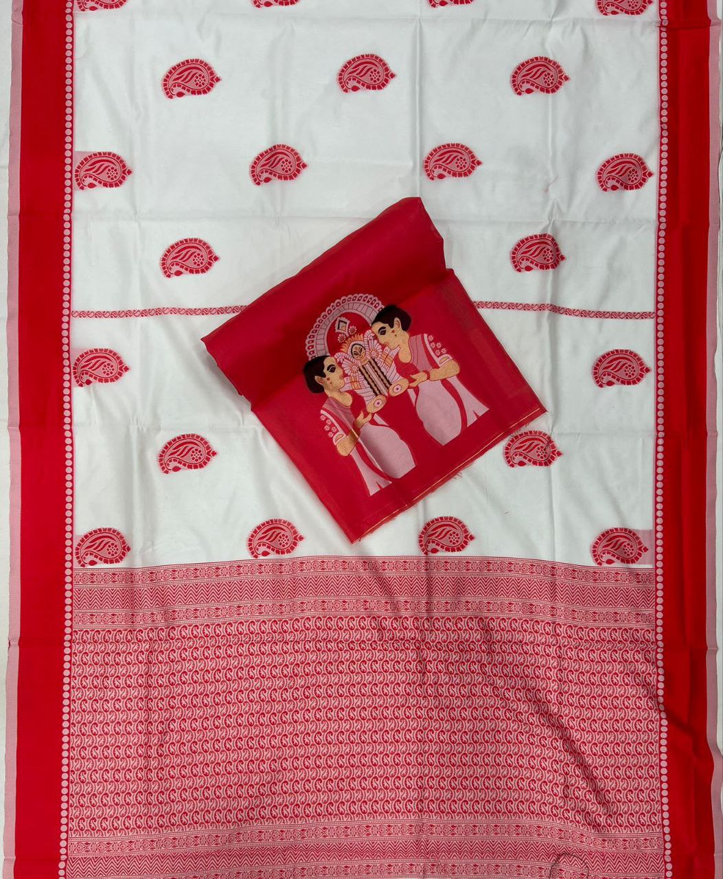 Beautiful Traditional Look Gorgeous Banarasi Soft Silk Saree.