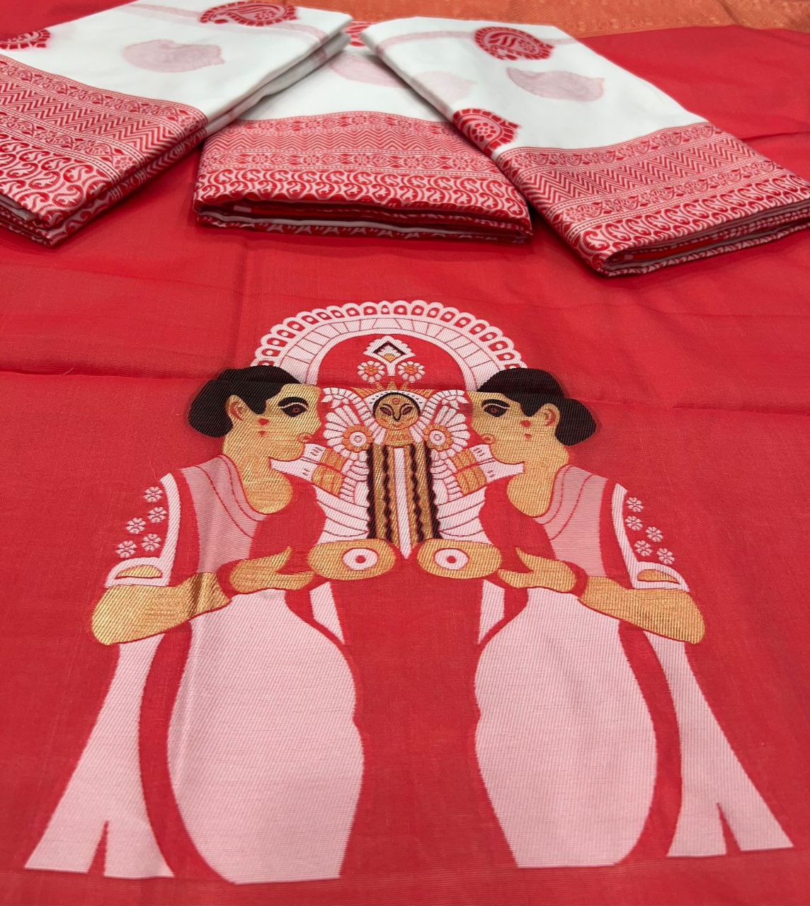 Beautiful Traditional Look Gorgeous Banarasi Soft Silk Saree.