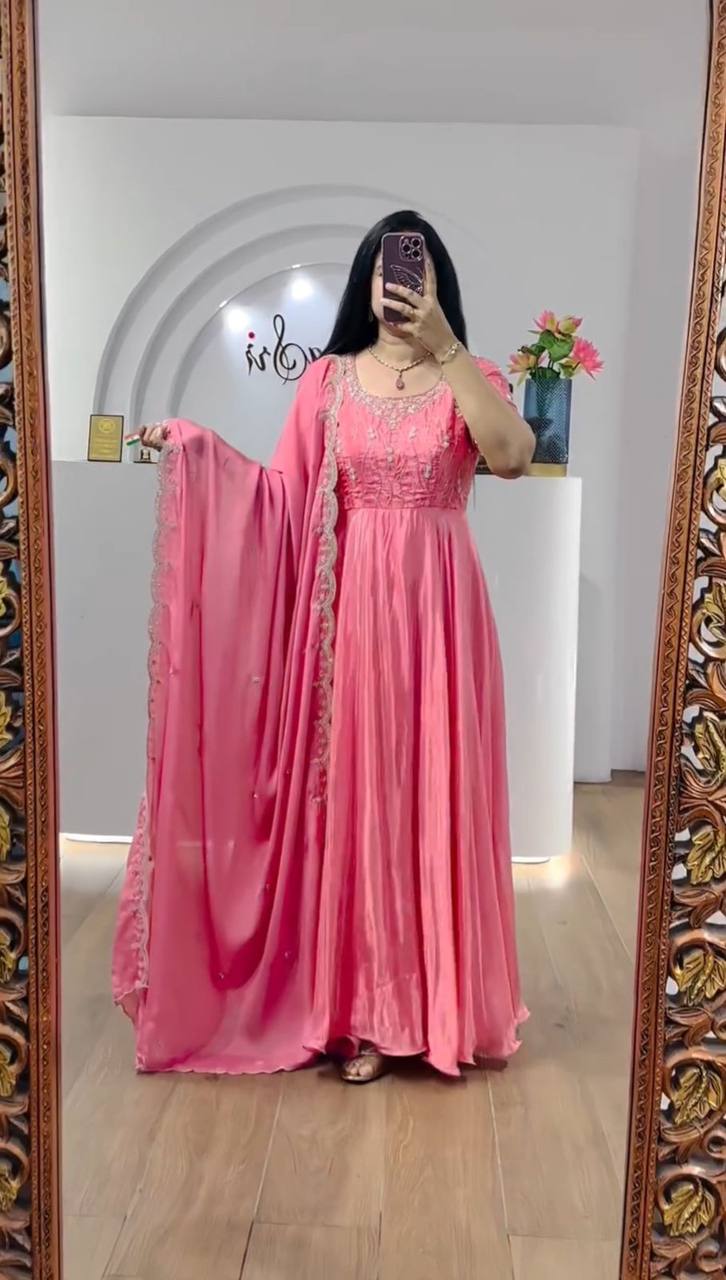 Heavy Design Beautiful Occasion Wear Special Pink Gown.