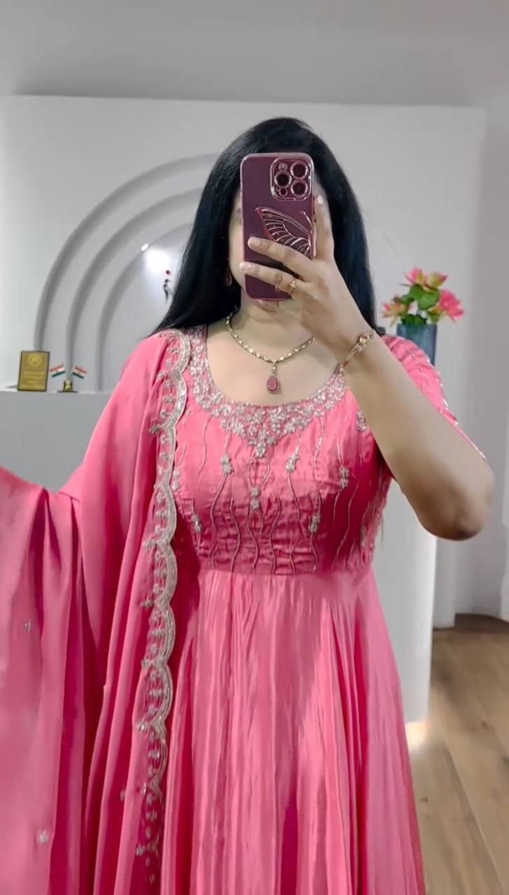 Heavy Design Beautiful Occasion Wear Special Pink Gown.