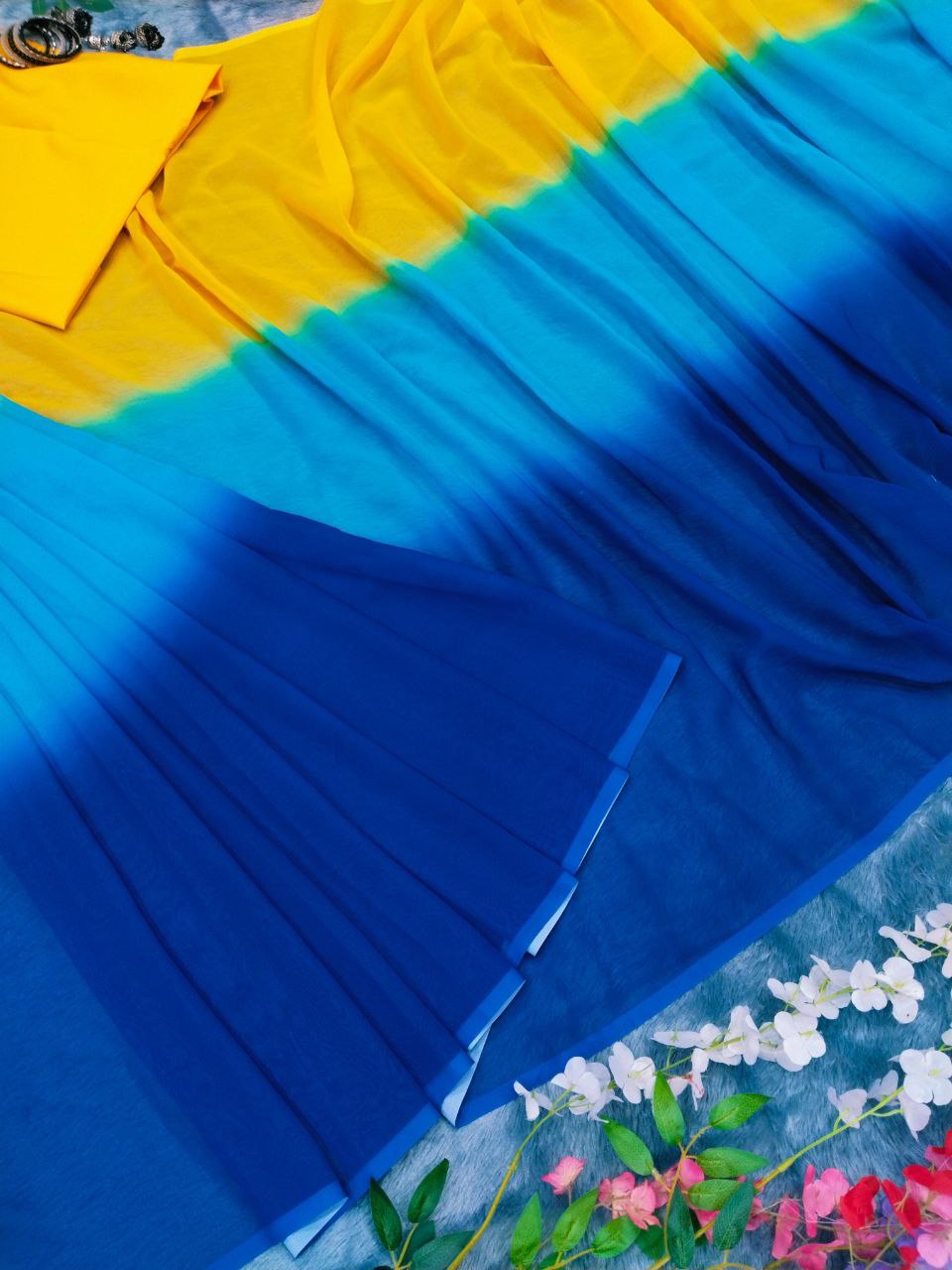 Impressive Most Beautiful Shaded 1 Min Ready To Wear Saree.