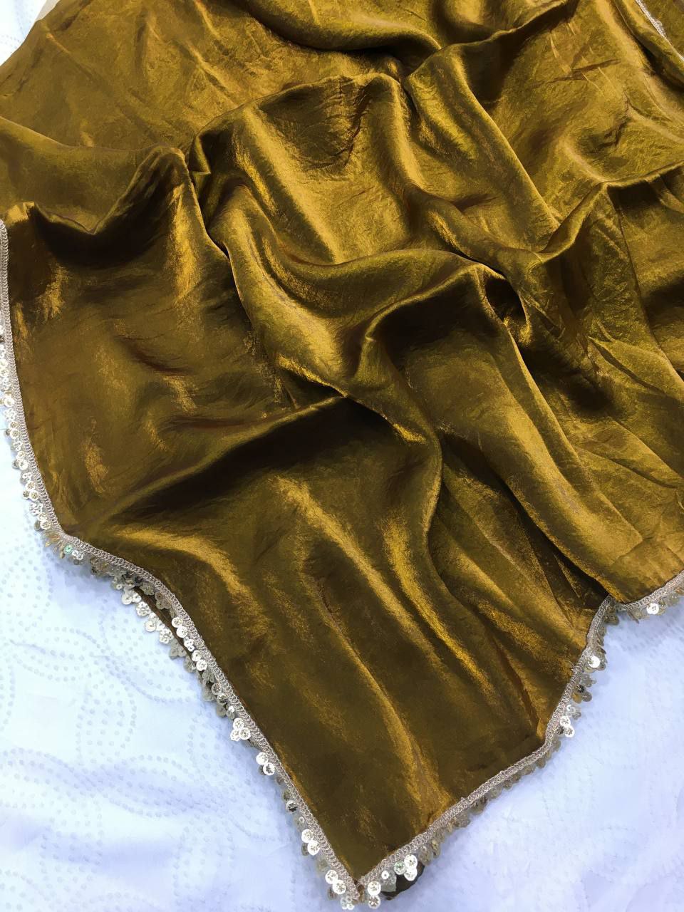 Cocktail Party Wear Fendy Silk Saree Collection.