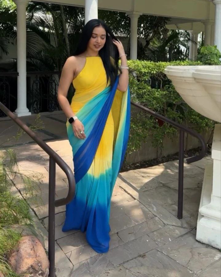 Impressive Most Beautiful Shaded 1 Min Ready To Wear Saree.