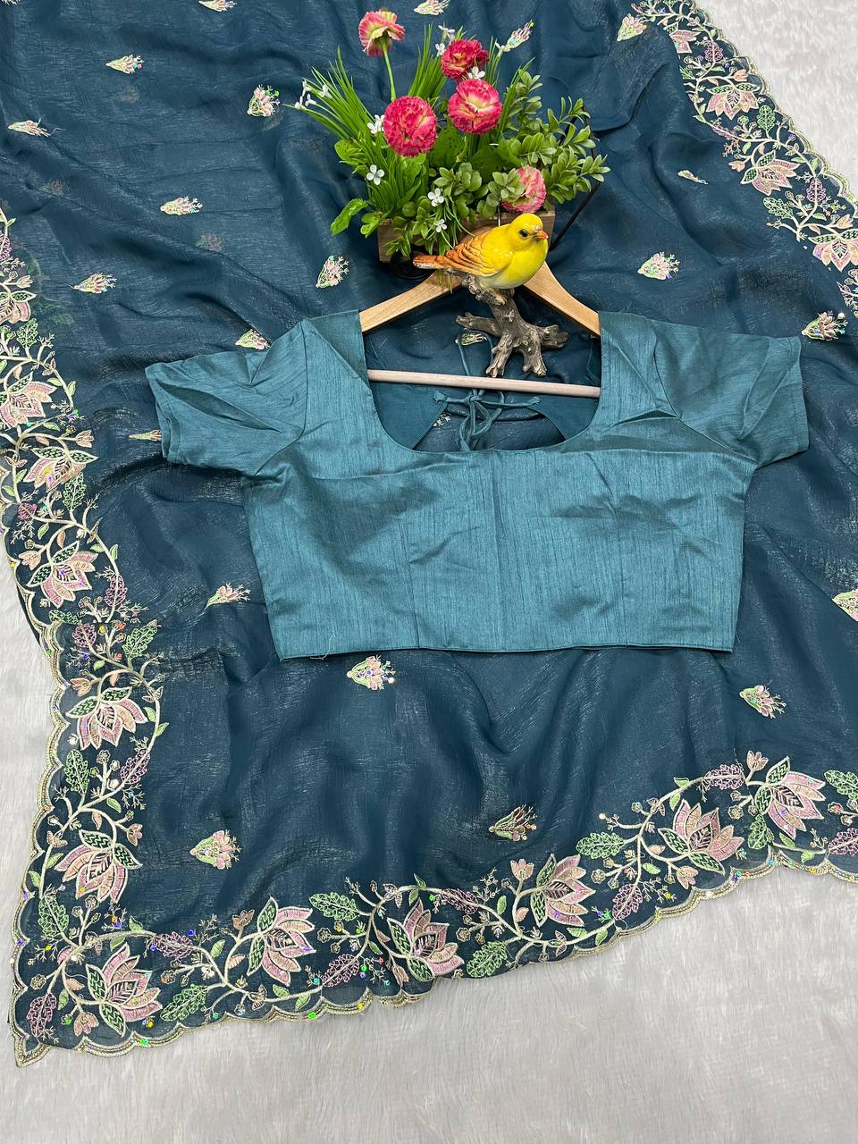 Latest Designer New Gold Crunchy Saree Collection.