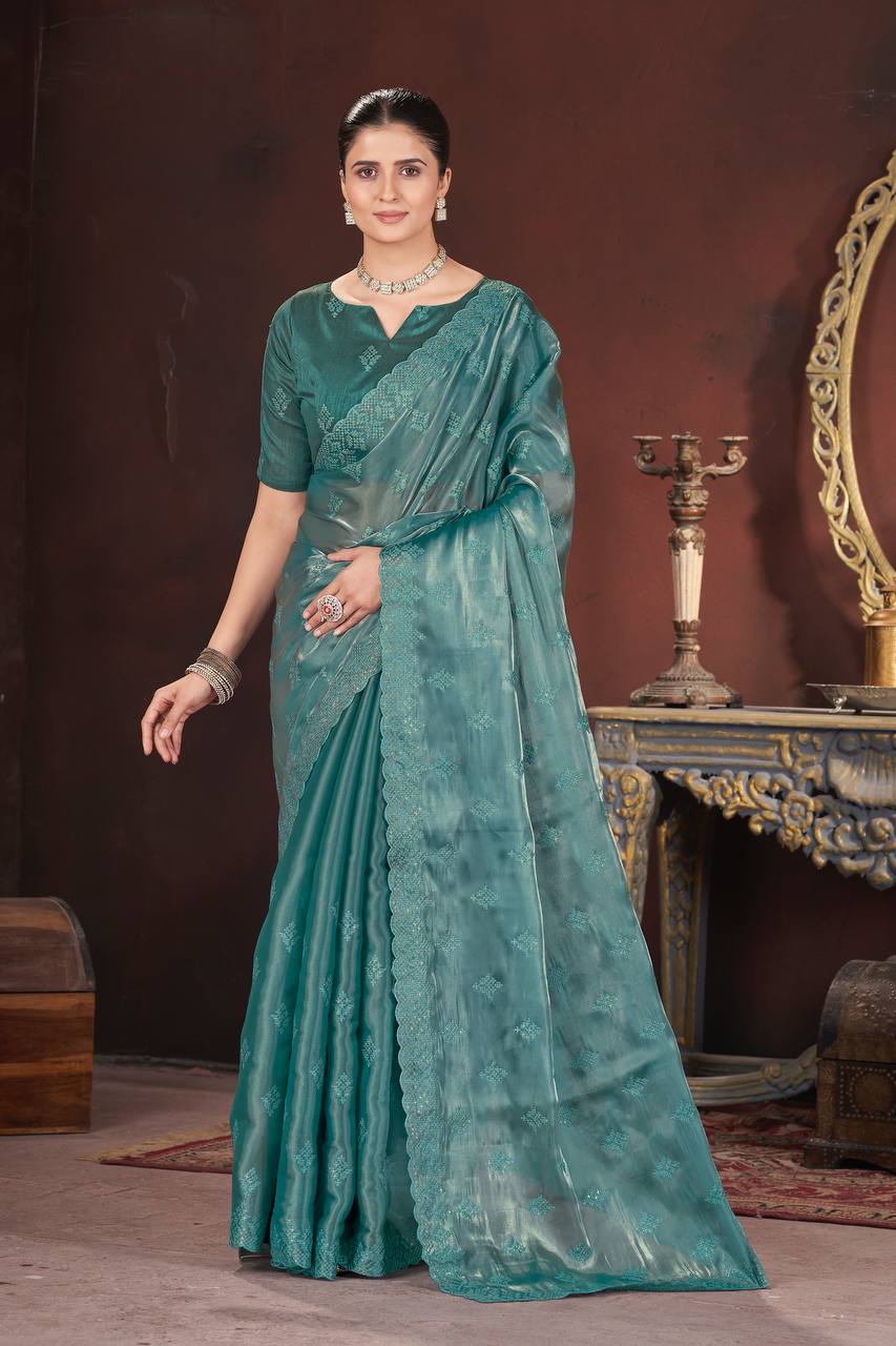 Most Adorable And Trendy Designer Saree.