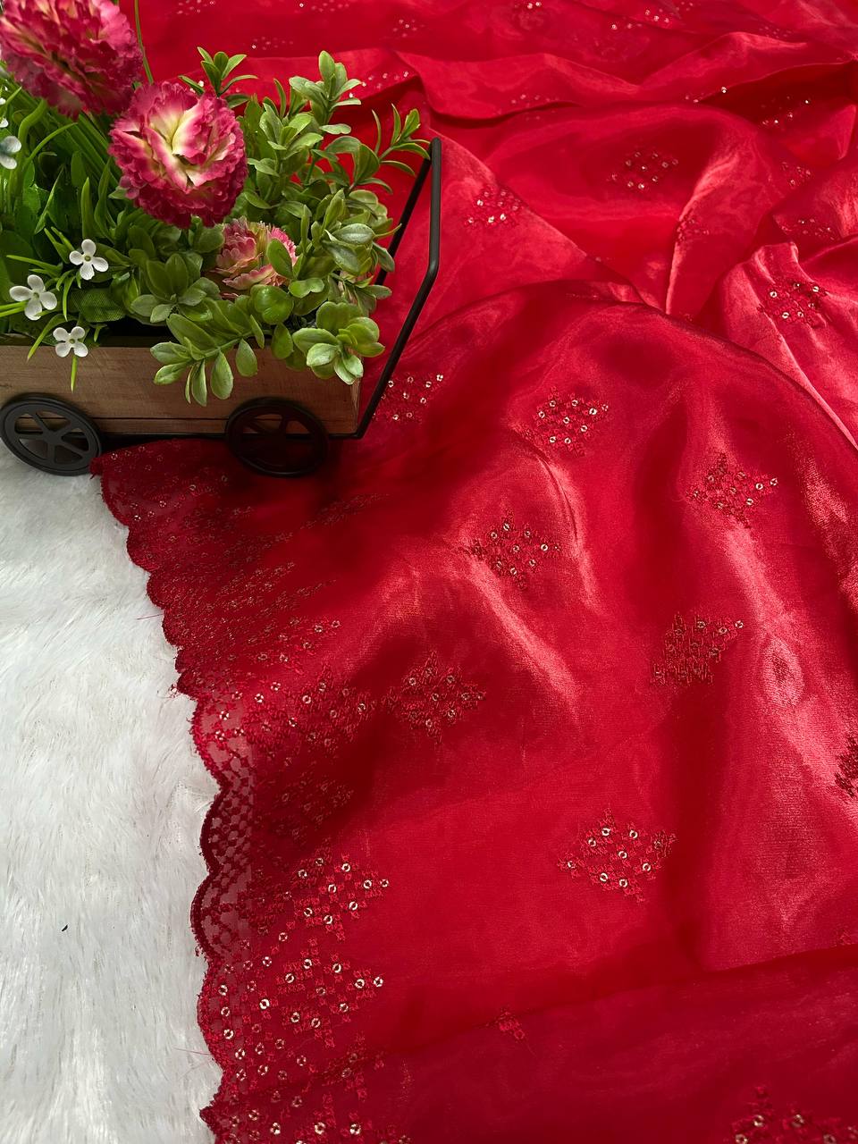 Wedding Wear Special New Red Saree Collection.