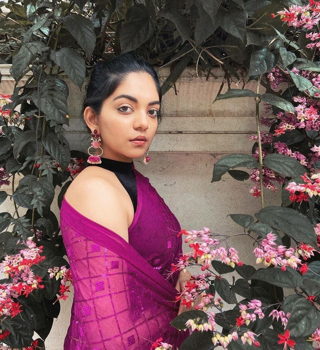 Beautiful Designer Georgette Saree Collection.