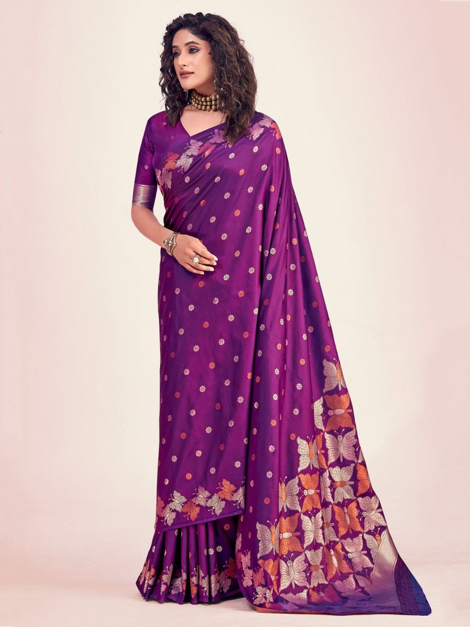 Trendy Designer Heavy Lichi Silk Saree Collection.