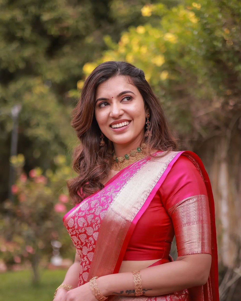 Beautiful Latest Banarasi Silk Saree Collection.