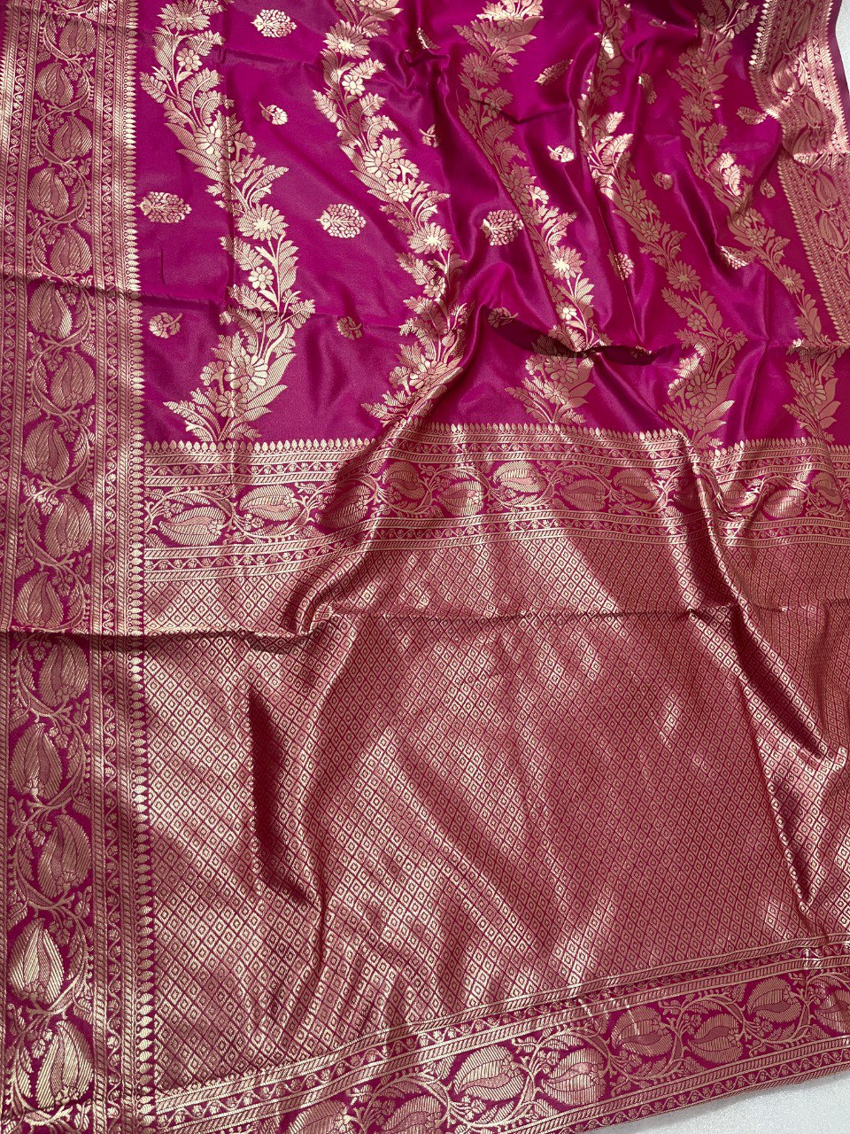 Latest New Preety Pure Soft Banarasi Silk Saree Collection.