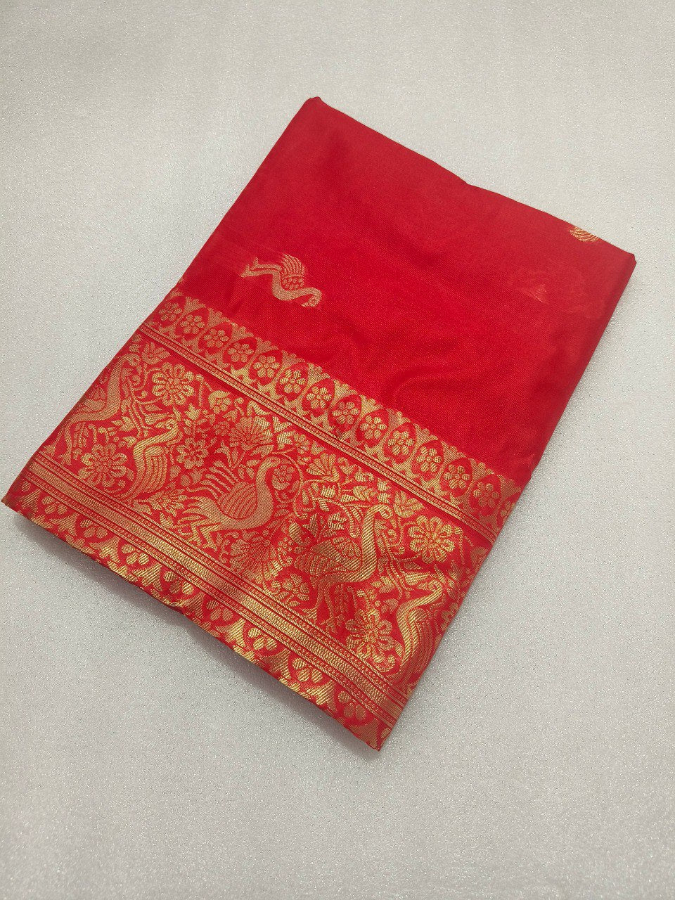 Red Colour Pretty Soft Banarasi Silk Saree Collection.