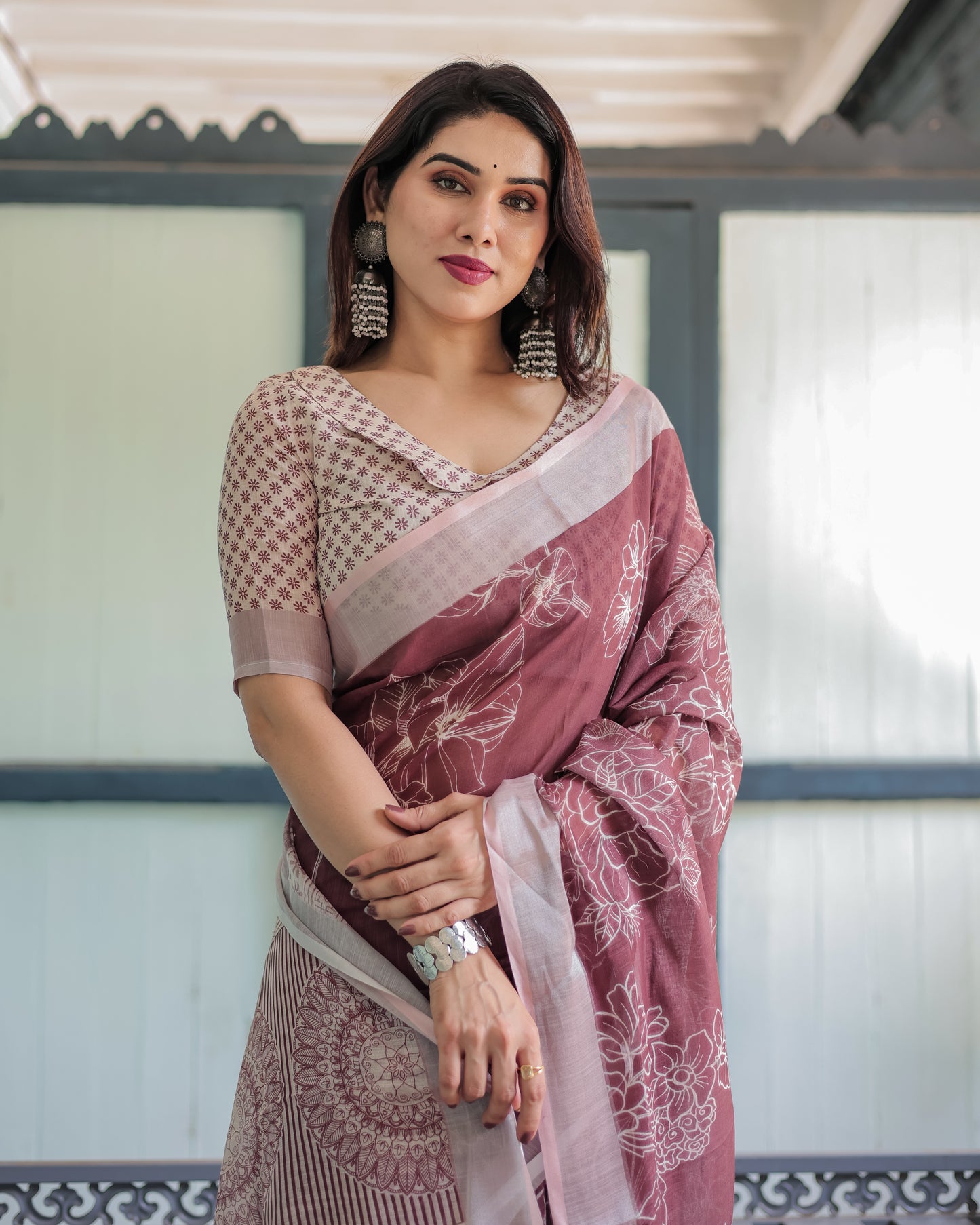Elegant Designer Maroon Linen Saree.