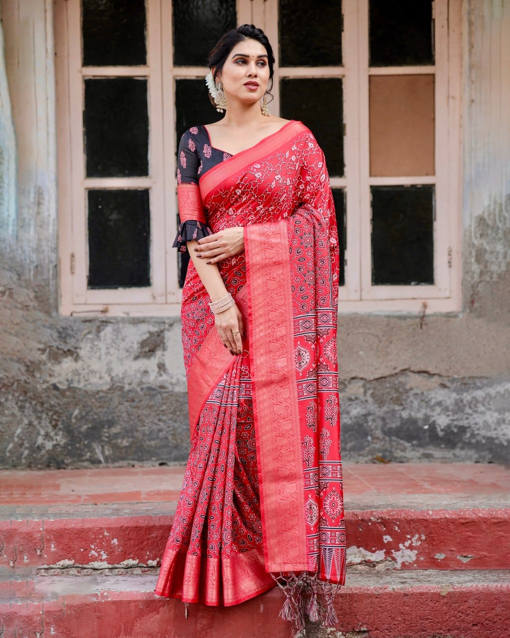 Occasions Wear Special Pure Silk Red Saree.