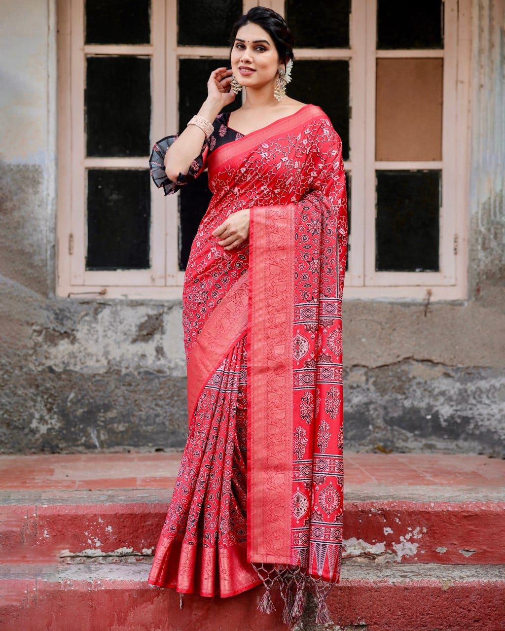 Occasions Wear Special Pure Silk Red Saree.