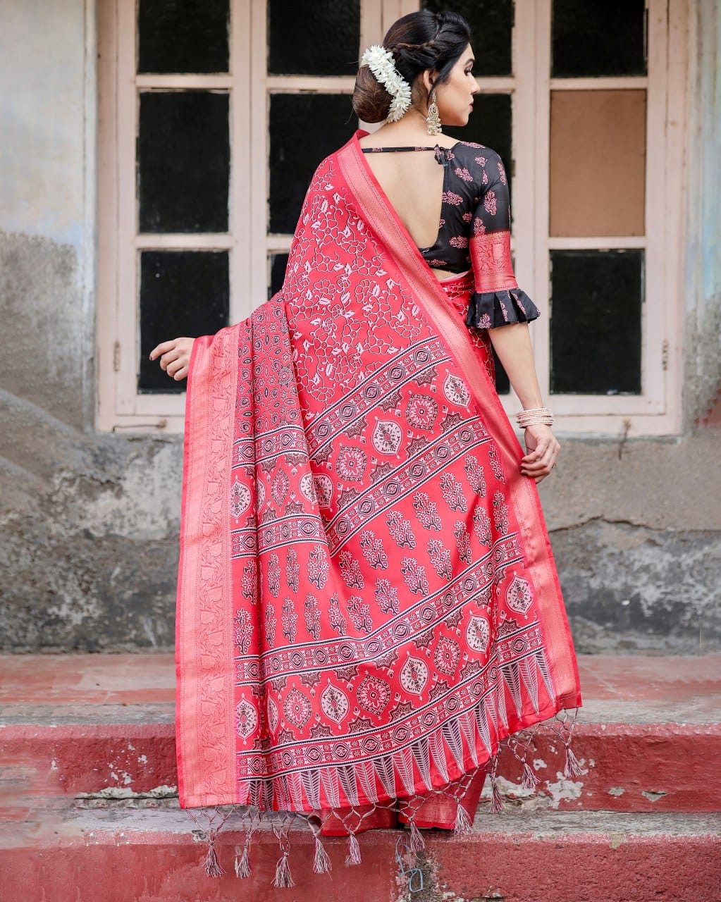 Occasions Wear Special Pure Silk Red Saree.