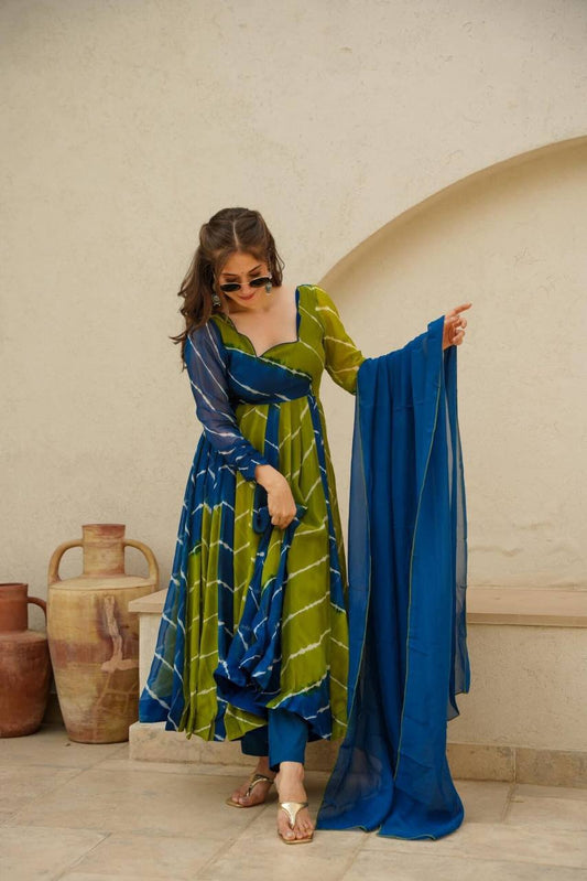 Mehendi Function Special Lehriya Print Beautiful Outfit.