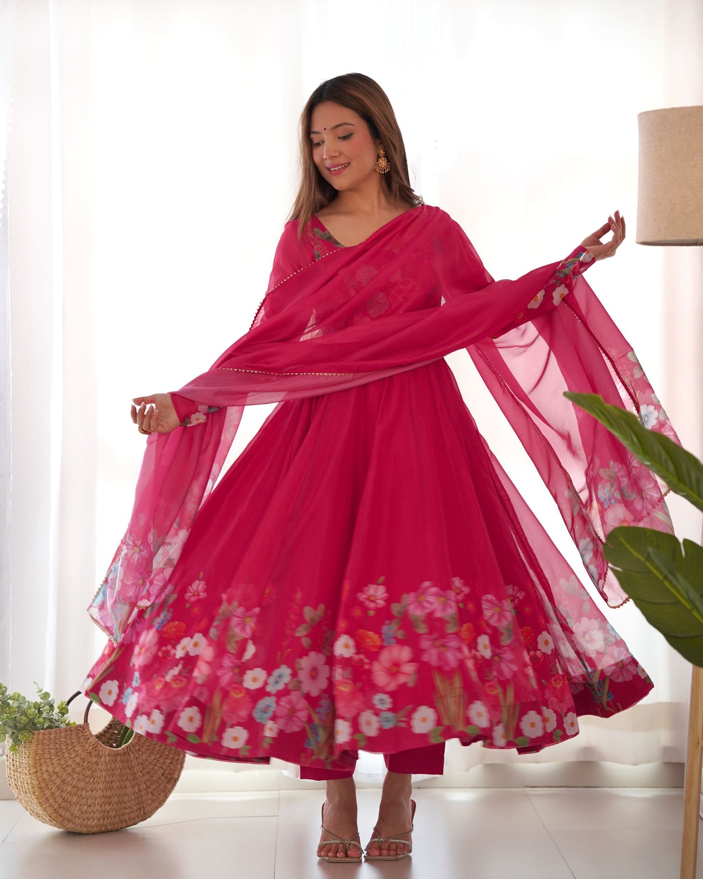 Beautiful Pretty Designer Pink Anarkali suit.