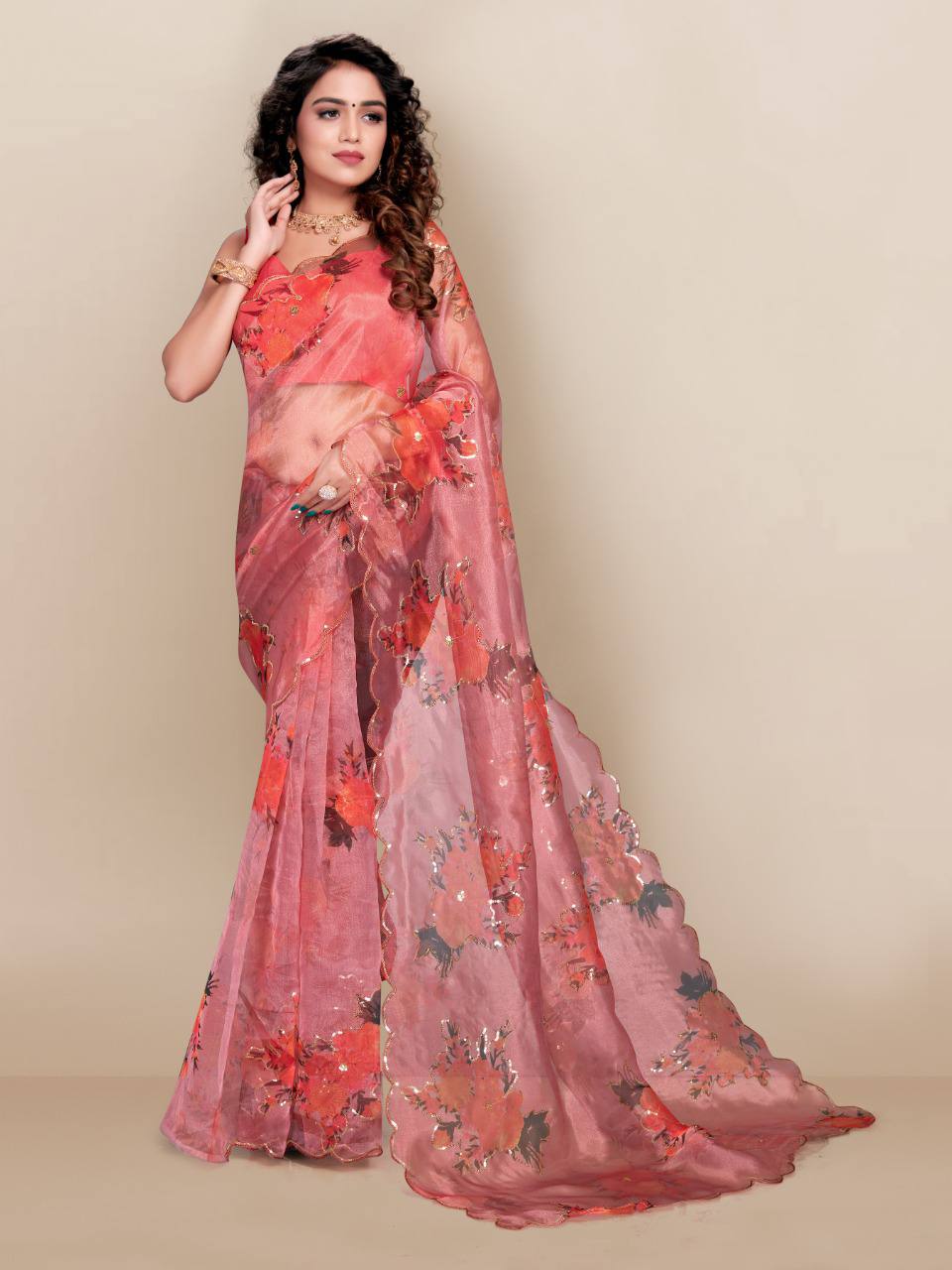 Gorgeouse New Look premium Soft Organza Saree.