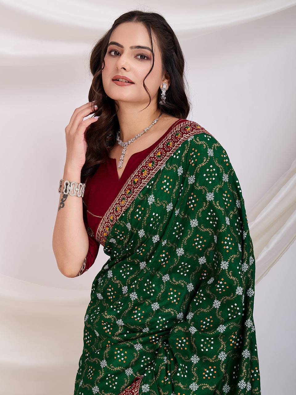 Pretty Designer Green Bandhani Vichitra Silk Saree Collection.
