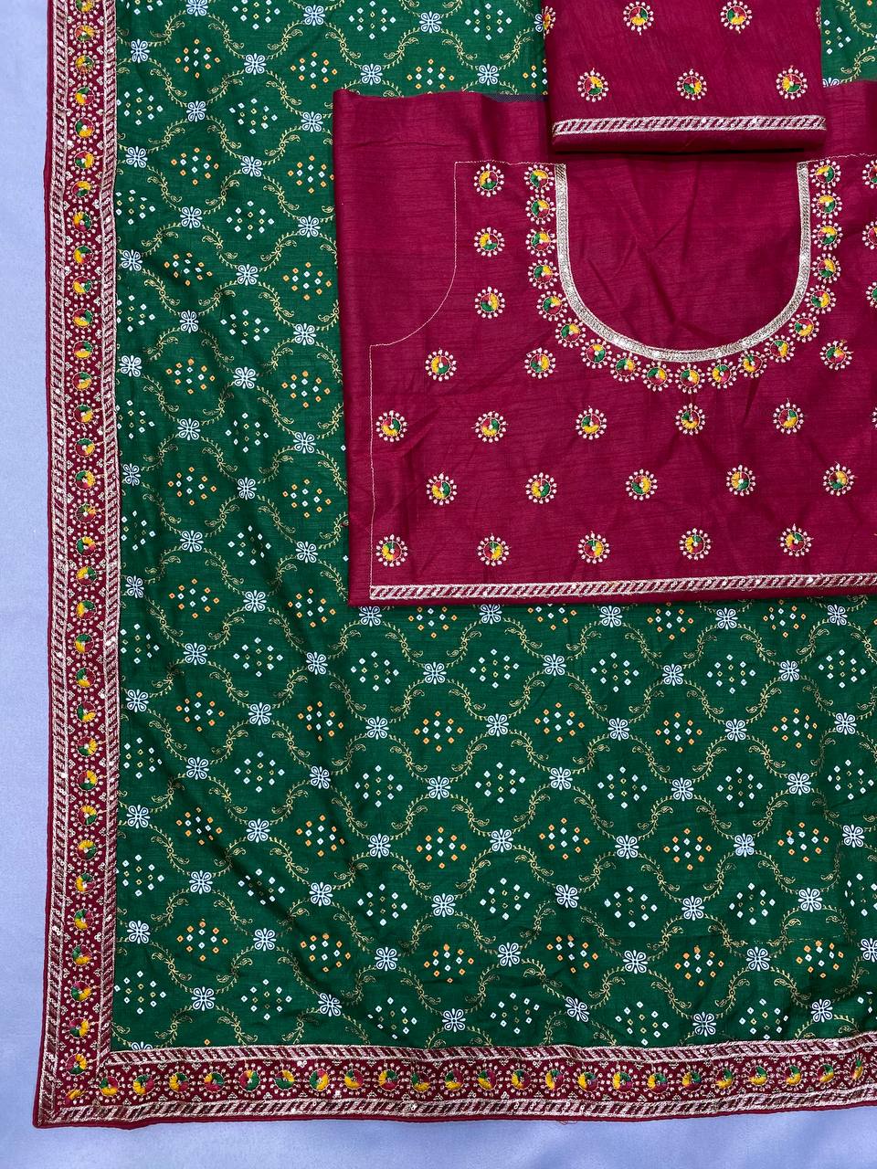 Pretty Designer Green Bandhani Vichitra Silk Saree Collection.