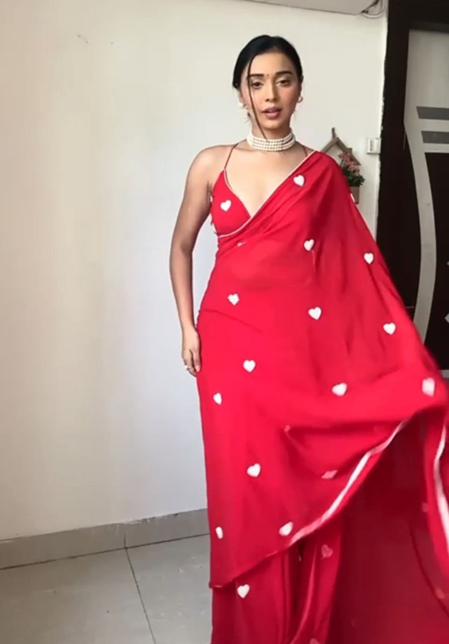 Latest Premium Georgette Red Ready To Wear Saree.