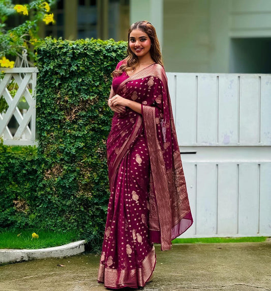 Most Beautiful Traditional Designer Saree Collection.