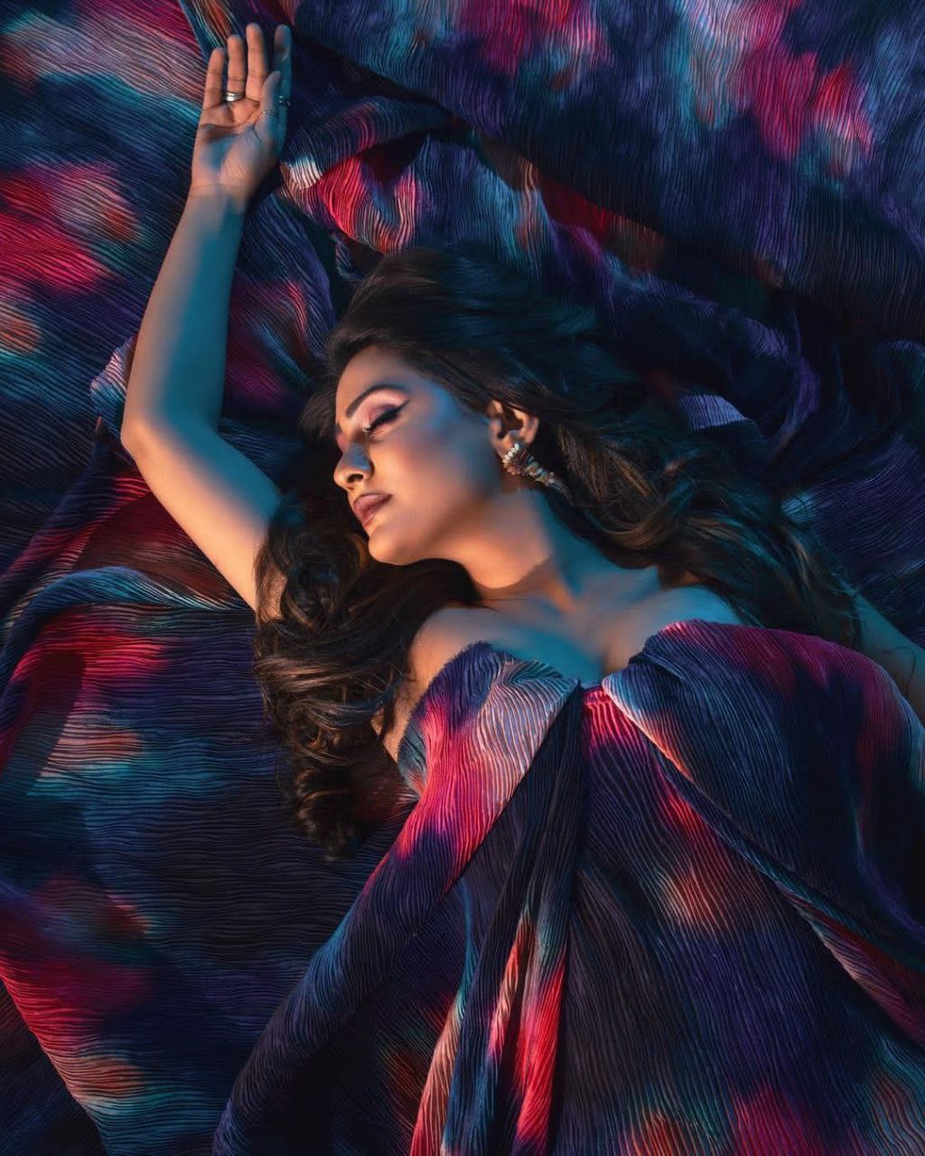 Gorgeous Party Wear Premium Crush Georgette Saree Collections.