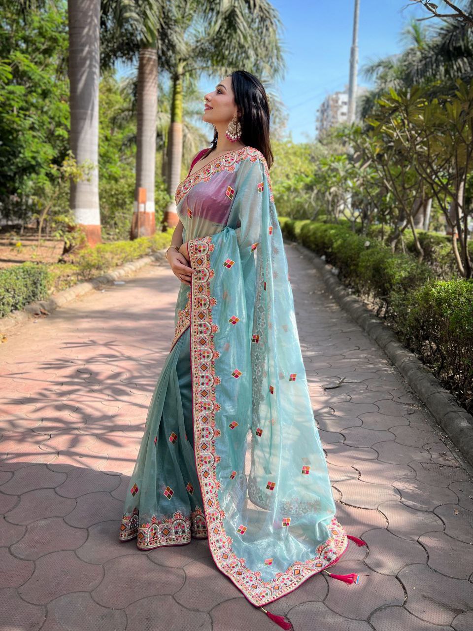 Amazing Pretty Latest Designer Saree Collection.