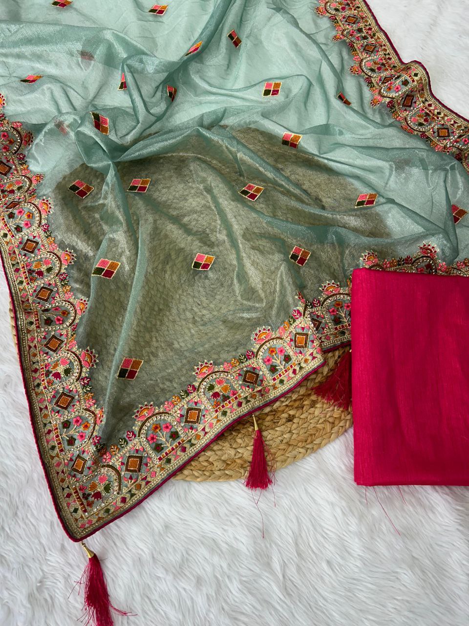 Amazing Pretty Latest Designer Saree Collection.