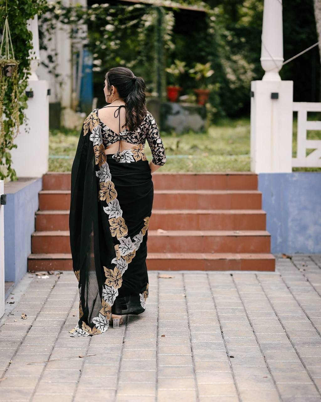Perfact Designer Black Sartin Chiffon Silk Saree Collection.