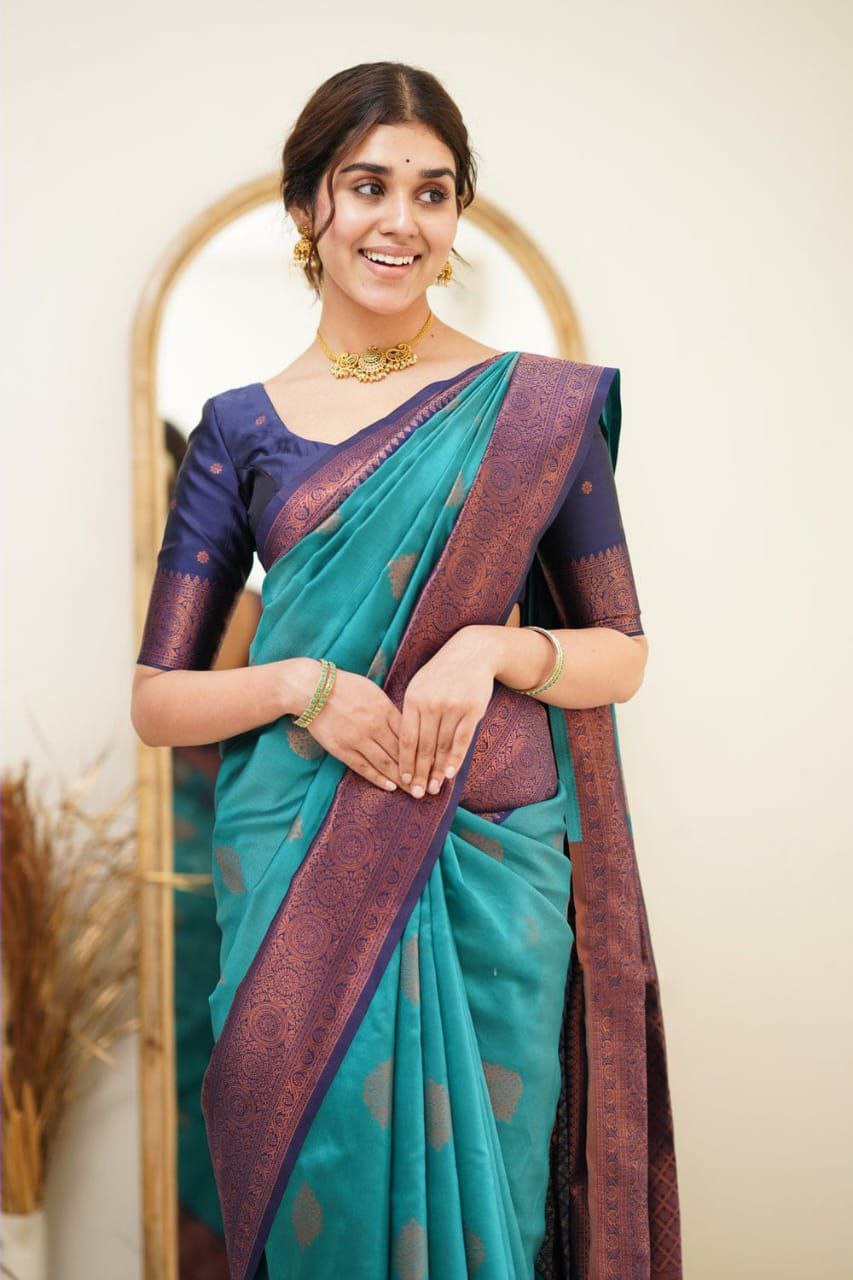 Impressive look Weddigns Special Soft Lichi Silk Saree.