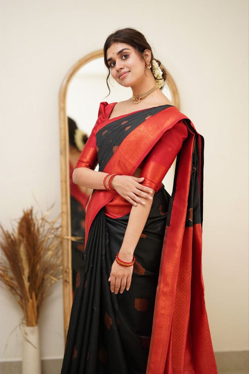 Impressive look Weddigns Special Soft Lichi Silk Saree.