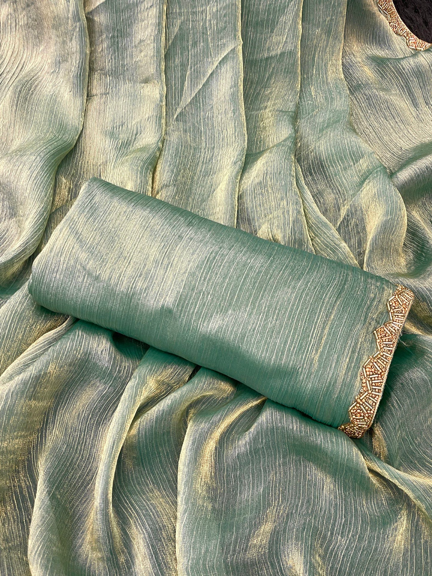 Most Pretty Designer Trendy Two Tone Saree Collection.