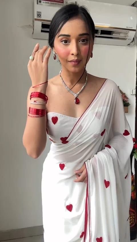 Preety Premium Georgette White Ready To Wear Saree.